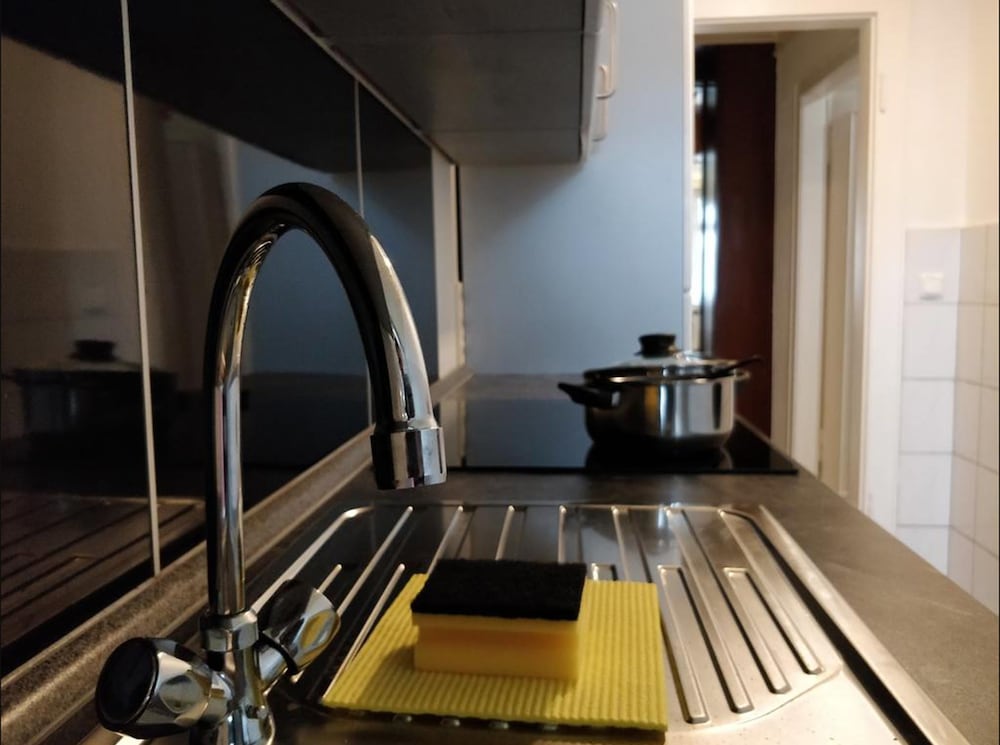 Фото Avi City Burgplatz Apartments