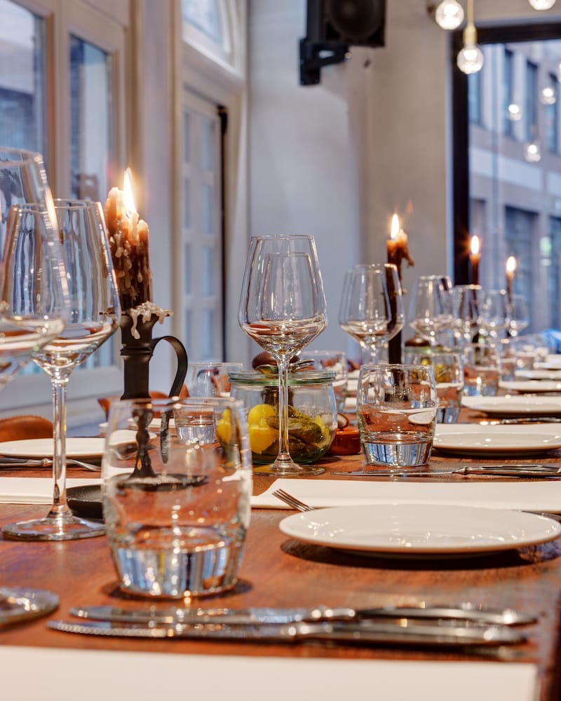 Фото Hotel V Nesplein