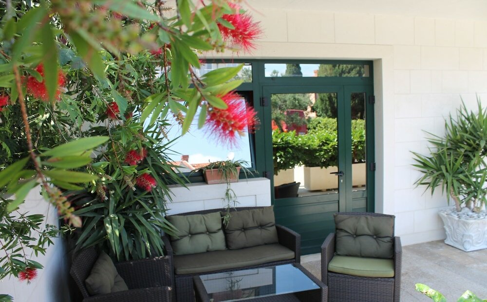 Фото Apartments Logoš Cavtat