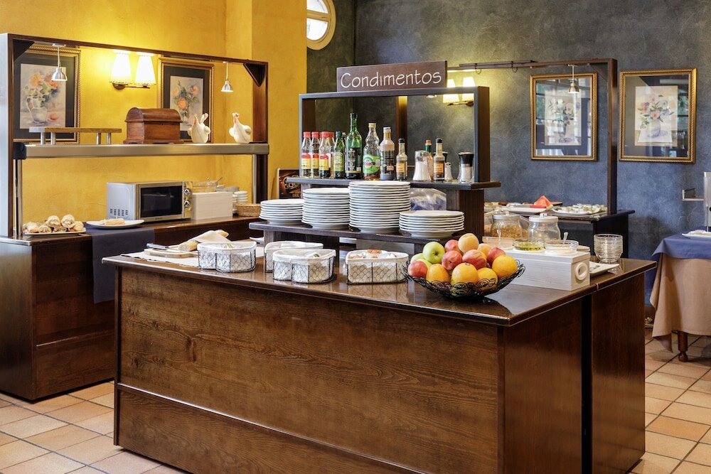 Фото Hotel Jakue