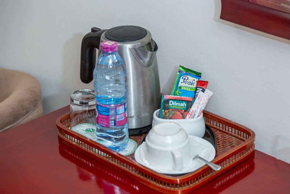 Фото Sunlodge Hotel