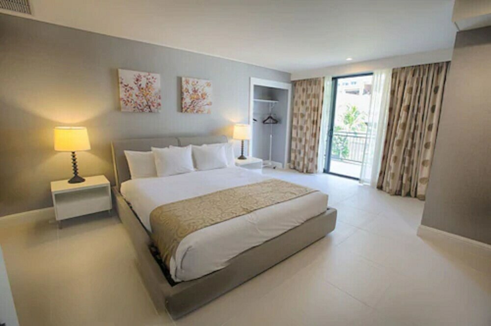 Фото Polynesian Residences Waikiki Beach