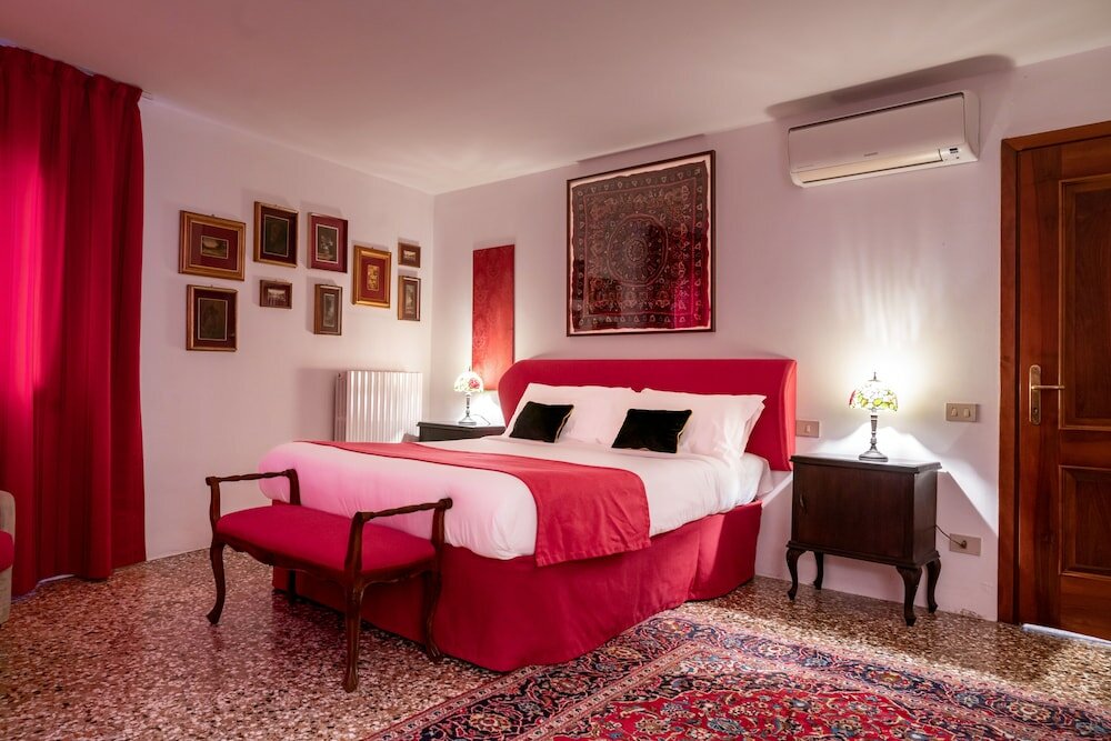 Фото Palazzo San Luca