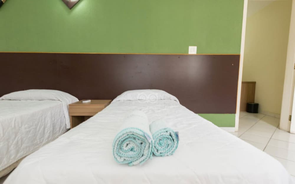 Фото Monte Serrat Hotel