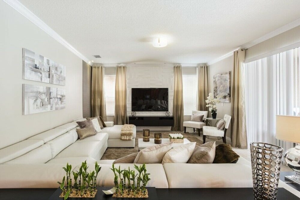 Фото Amazing 6 Bedroom House