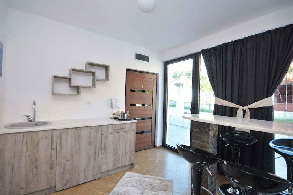 Фото Apartments Jadranski Biser