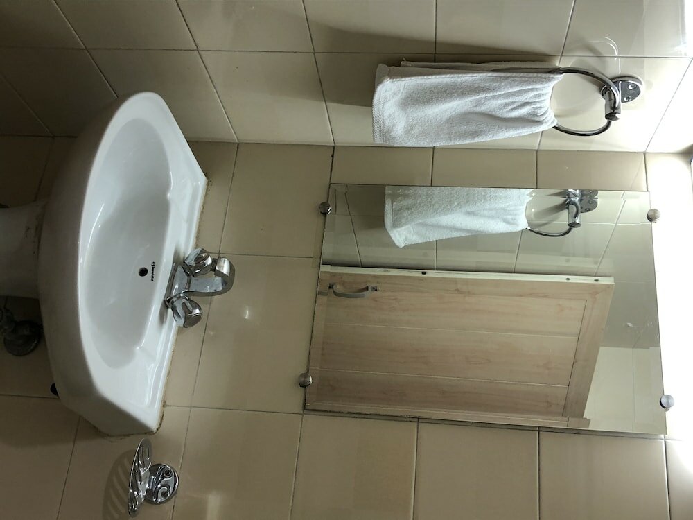 Фото Hotel Saluja