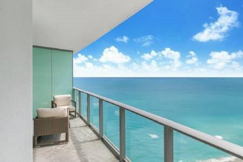 Фото Hide Ocean Resort