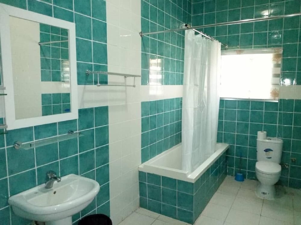 Фото 148092097257