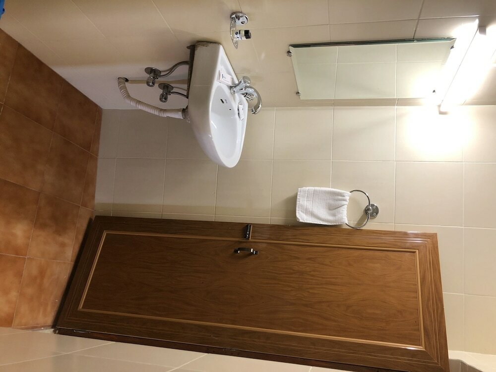 Фото Hotel Saluja