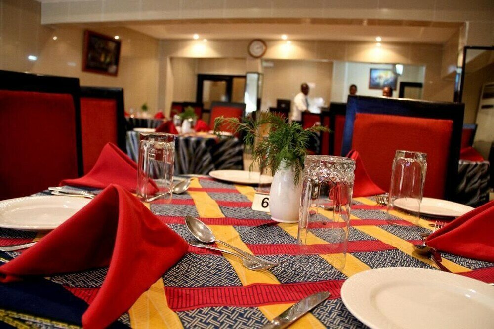 Фото 148092097257