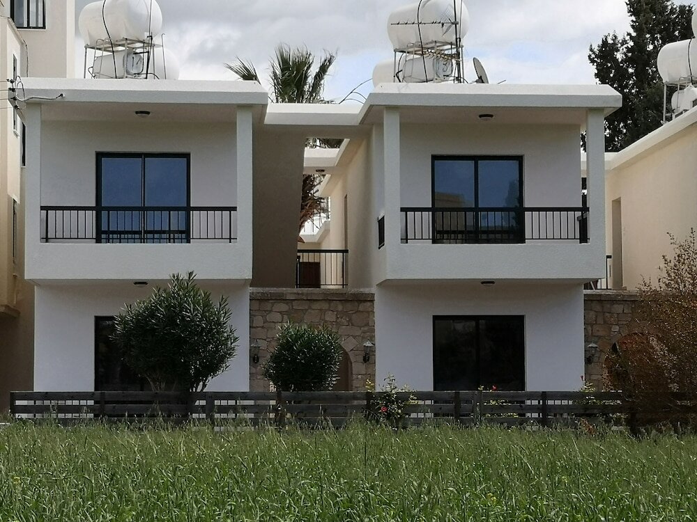 Фото Seashell Apartments