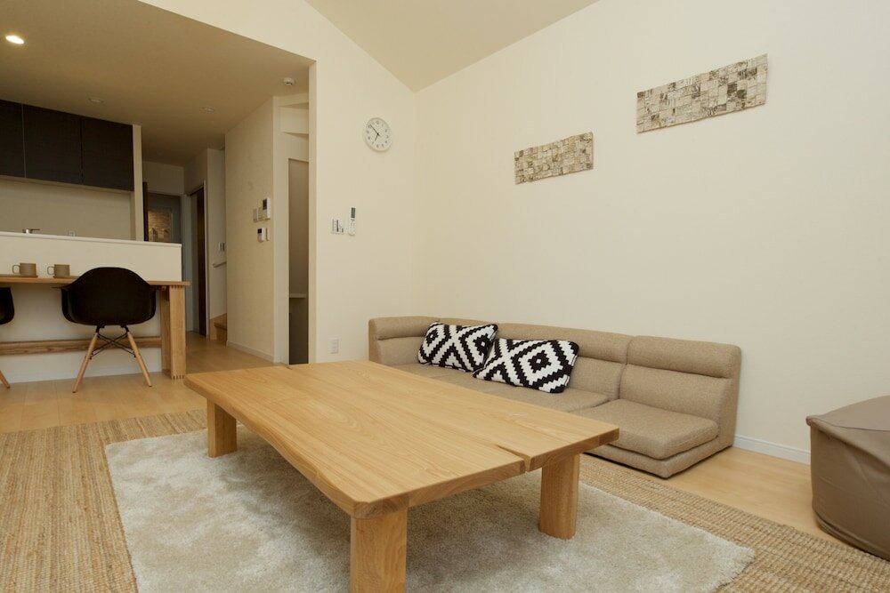 Фото Nishi-Sugamo Guest House. 2min to Nishi-Sugamo Sta. 13min to Ikebukuro Sta