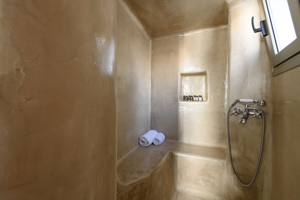 Фото Arvanitis Cave Village