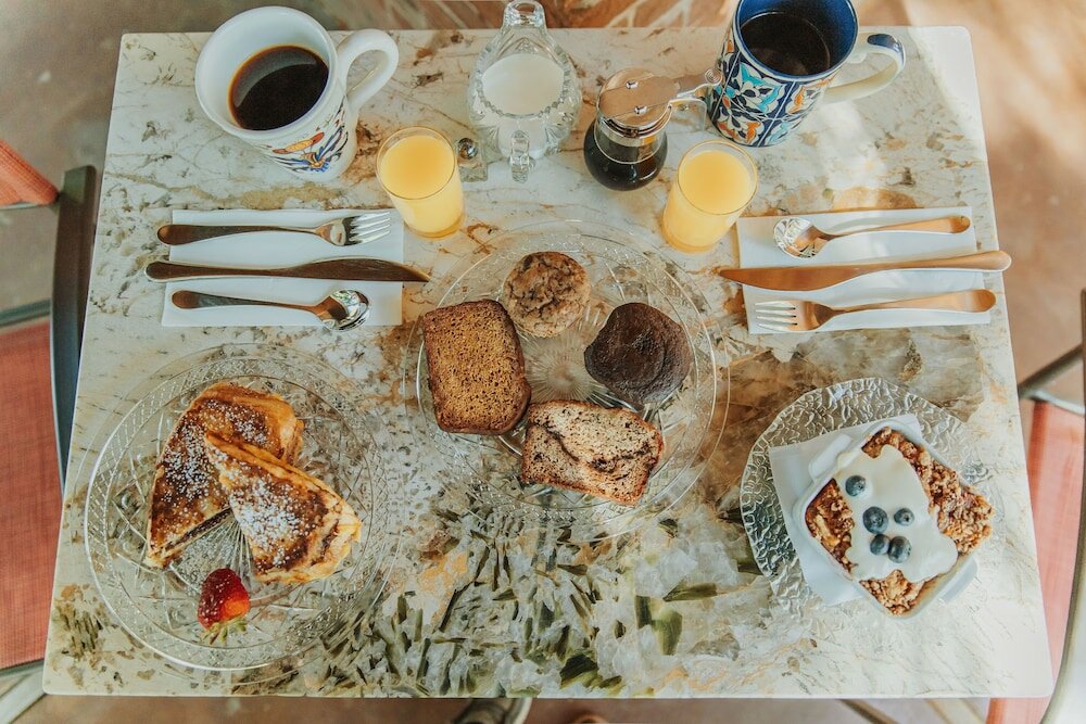 Фото Alpine Bed and Breakfast