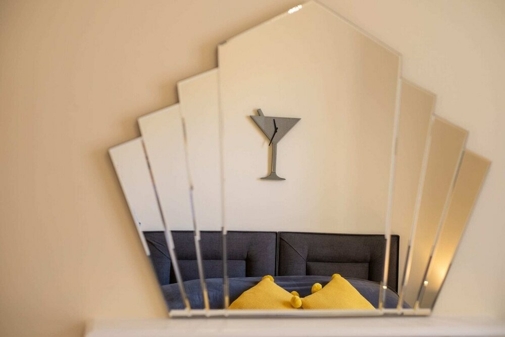 Фото Bright City Centre Flat With Sea 2 Mins Away