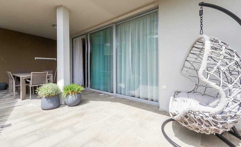 Гостиница Apartments Lux by Locap Group