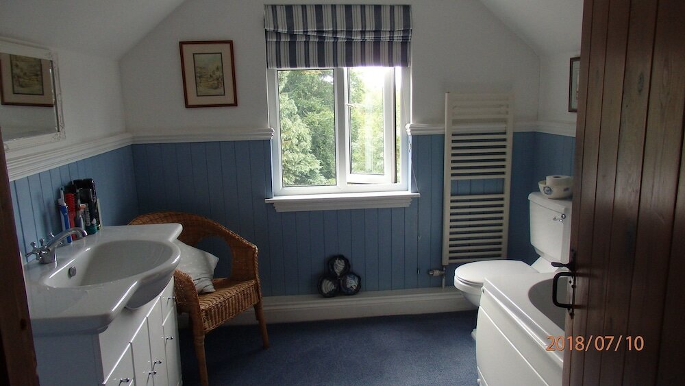 Фото Old Keepers Cottage B&b