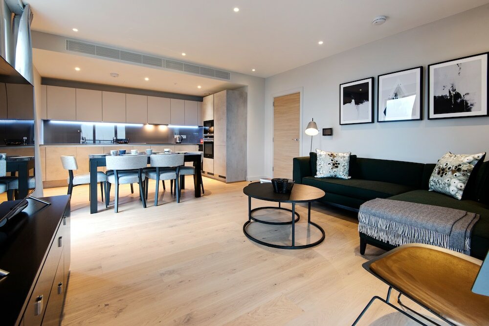 Фото Deluxe Victoria Home close to Buckingham Palace