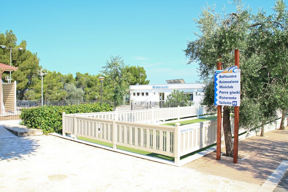 Фото Villaggio Turistico Baia Del Monaco