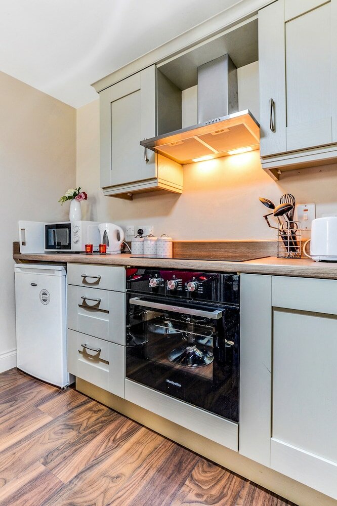 Фото The Ship's Key Aparthotel