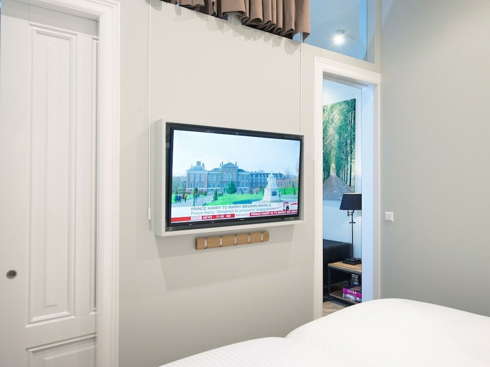 Фото BizStay Park Central Executive