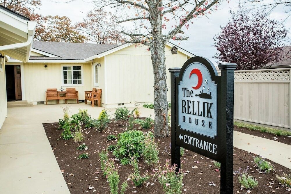 Фото Raven Suite at Rellik House. Winery & Alpaca Farm