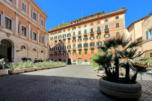 Гостиница Piazza Venezia Grand Suite в Риме