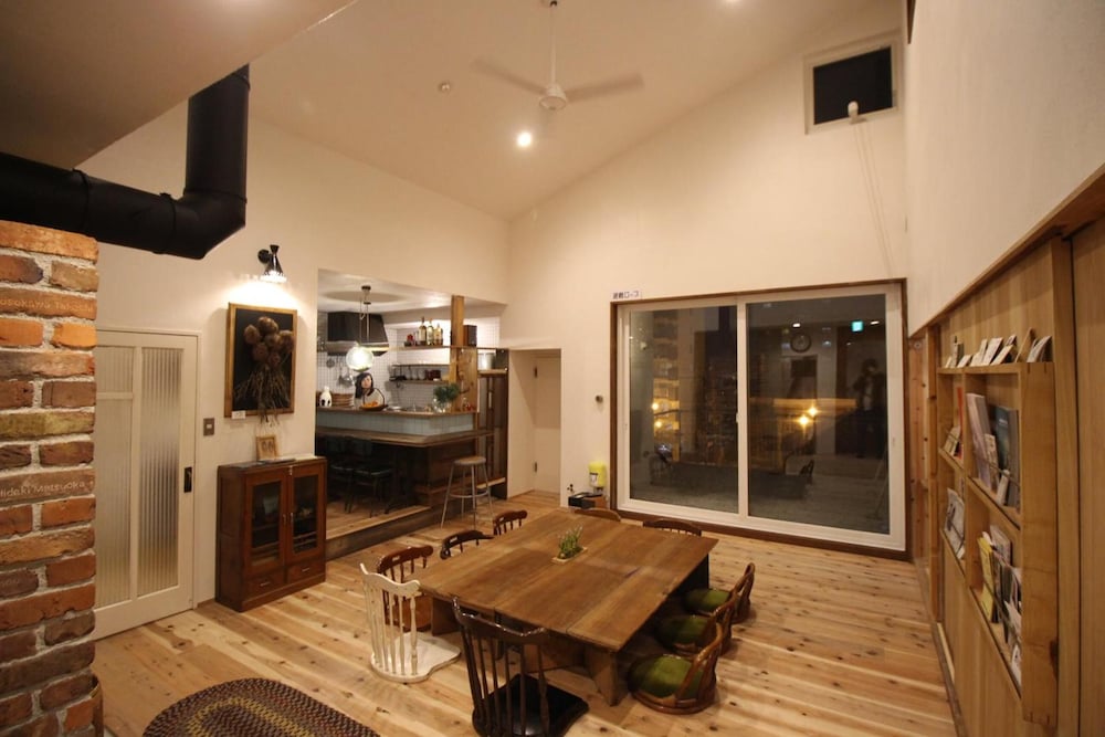Фото Small Town Hostel Hakodate