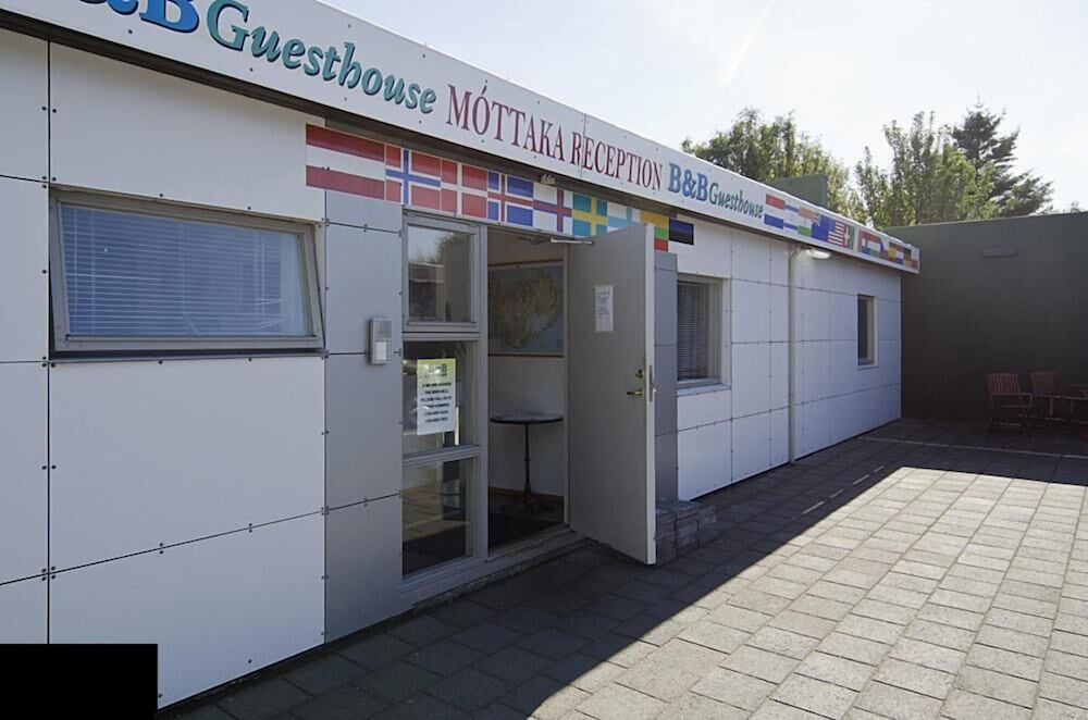 Фото B&b Guesthouse Keflavík