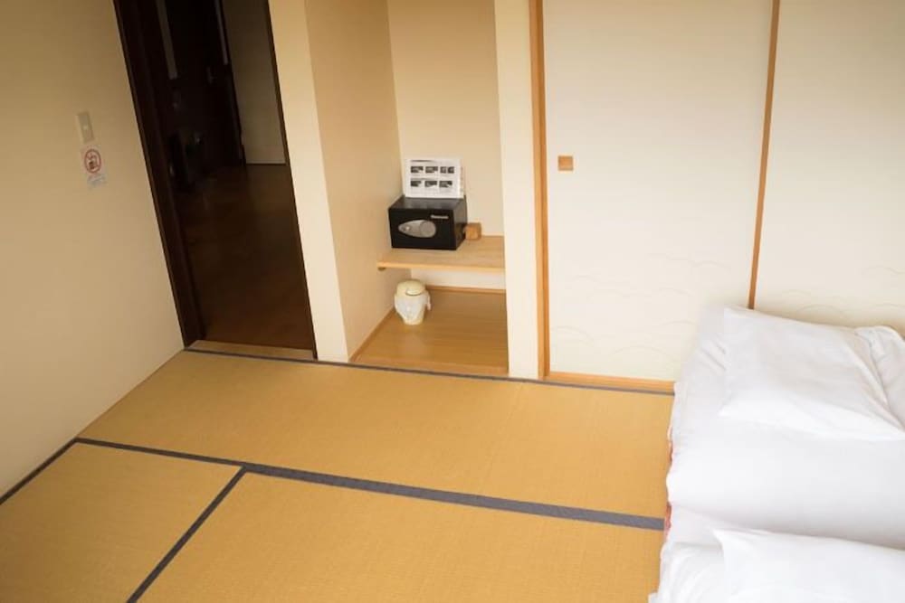 Фото Niseko Tabi-tsumugi Backpackers