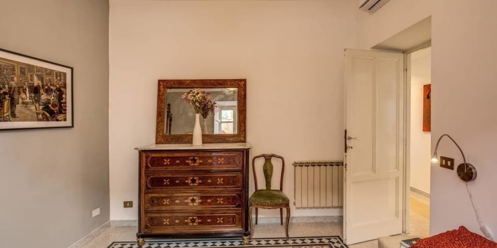 Фото Monti - Coliseum 3 bedroom apartment