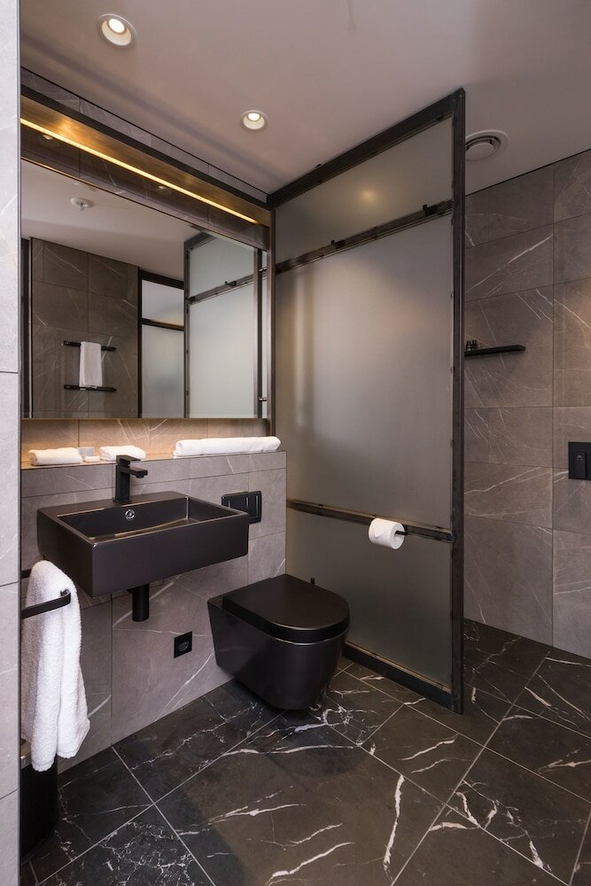 Фото Clarence Hotel