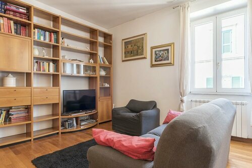 Гостиница Colosseo & Colle Oppio Charming Apartment в Риме