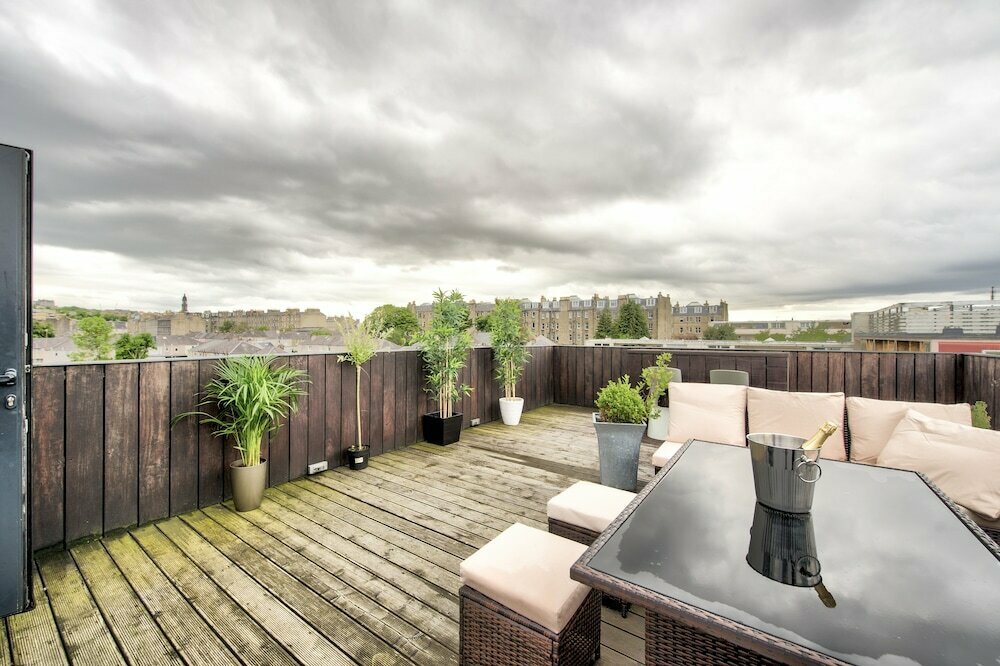 Hotel Luxury Modern Penthouse Private Rooftop, Edinburgh, photo