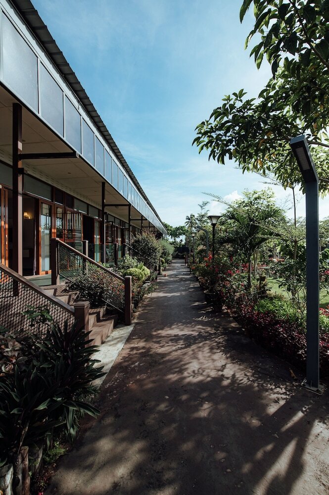 Фото Chan's Smart Living Inn Semporna