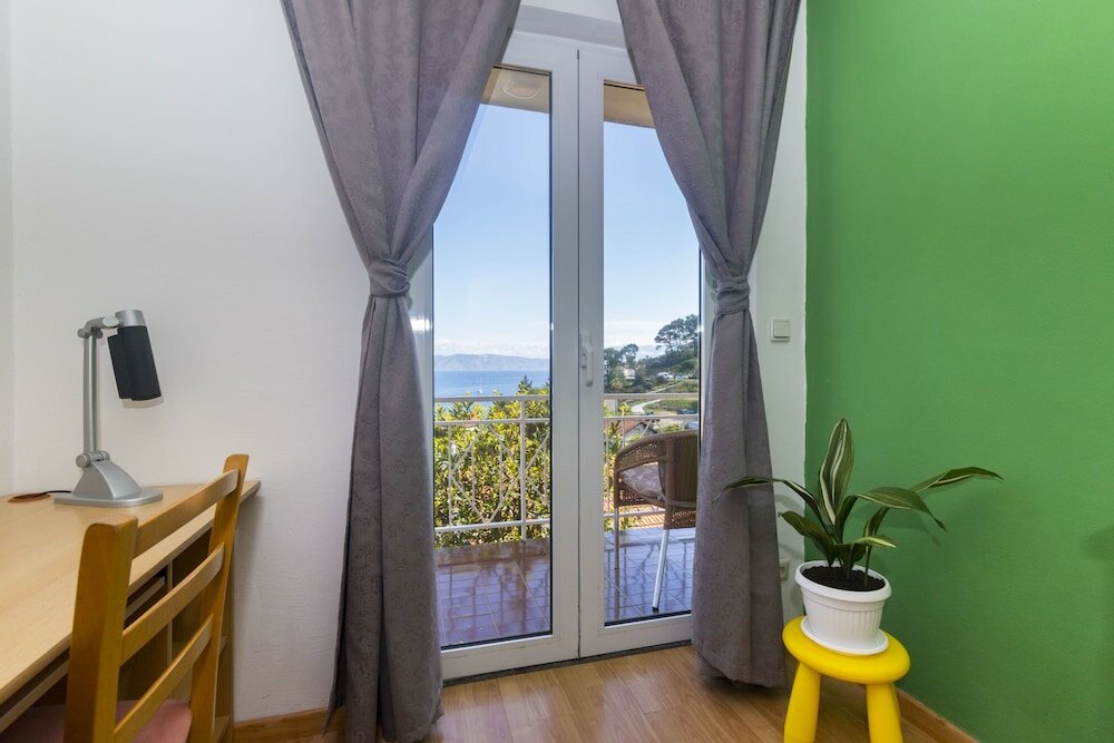 Фото Apartments and Room Caric