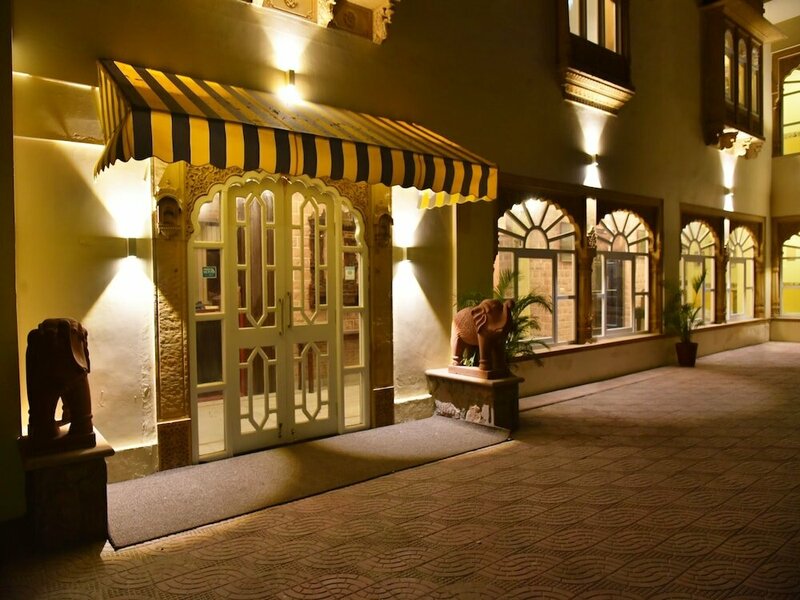 Гостиница Capital O 35409 Hotel Megh Niwas в Джодхпуре
