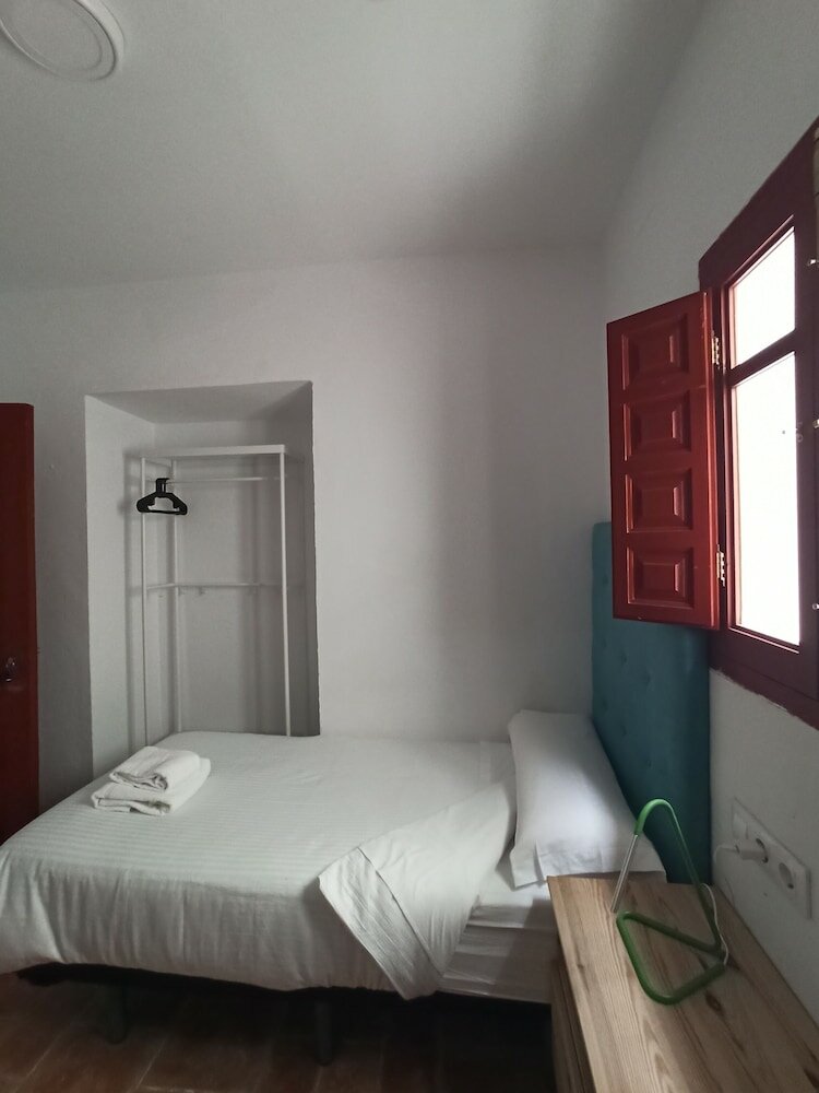 Фото Vivian's Guest House