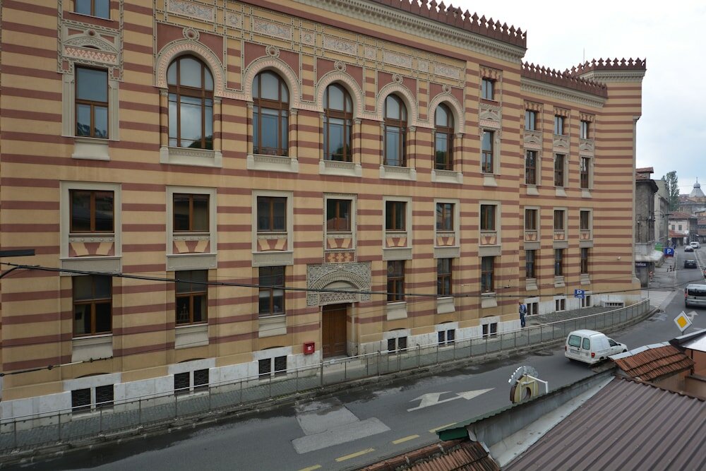 Фото отеля 1