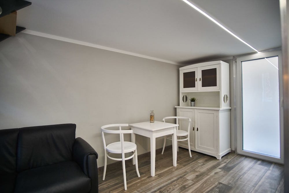 Фото A32 Apartments Budapest