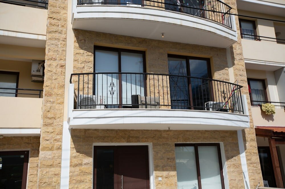 Фото Laila's Comfortable City Apartment