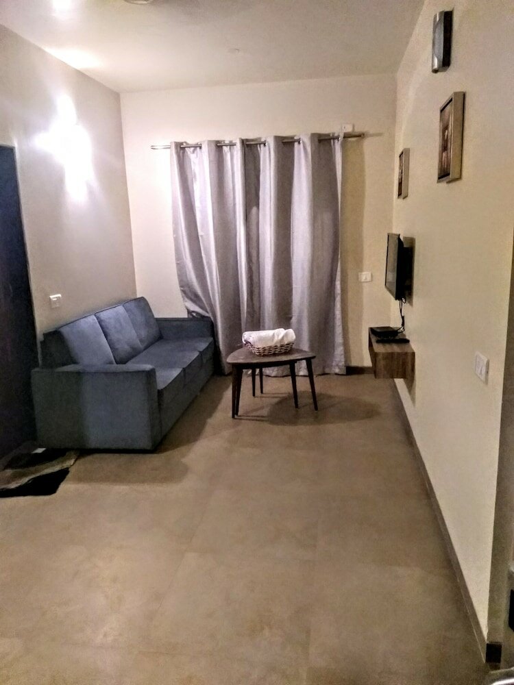 Фото Hotel Karon Premium