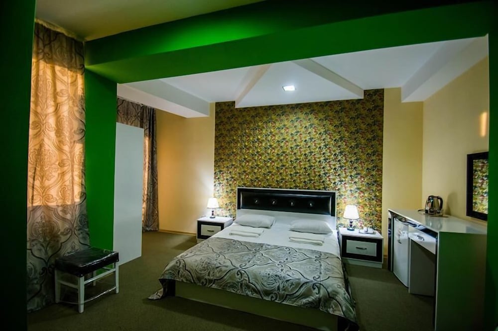 Фото Гостиница Батони