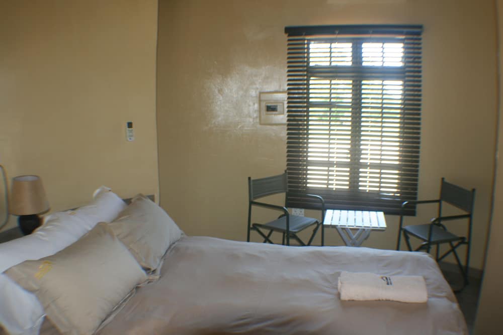 Фото Distinctly Africa - Manyeleti