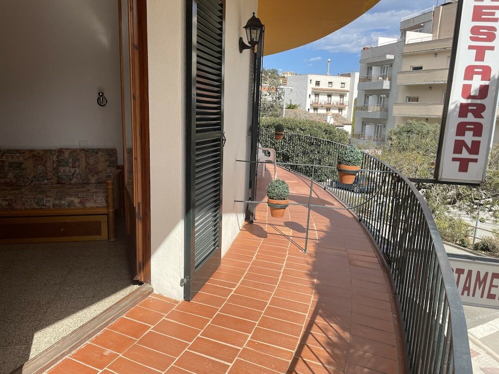 Фото Apartamentos El Sol