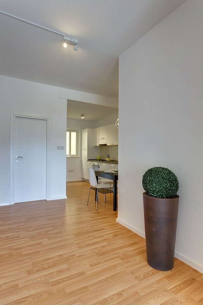 Фото Modern Apartment With Stunning Seaviews