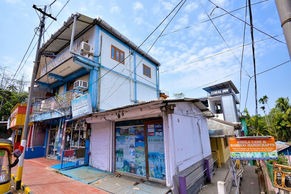 Фото Hotel Coral Inn