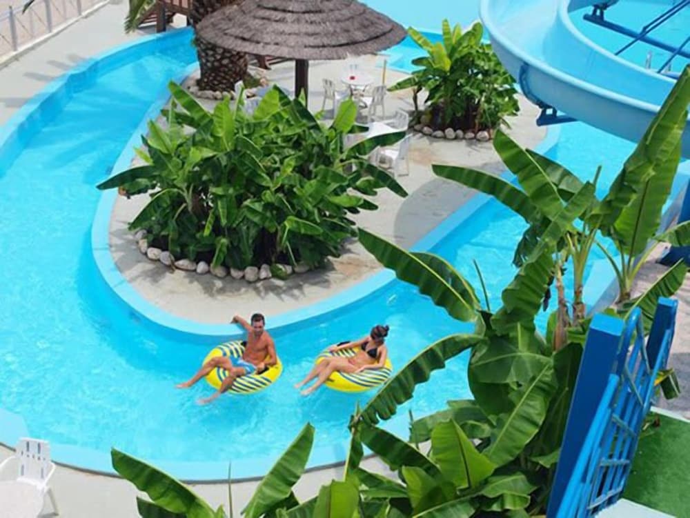 Фото Hotel Kanali