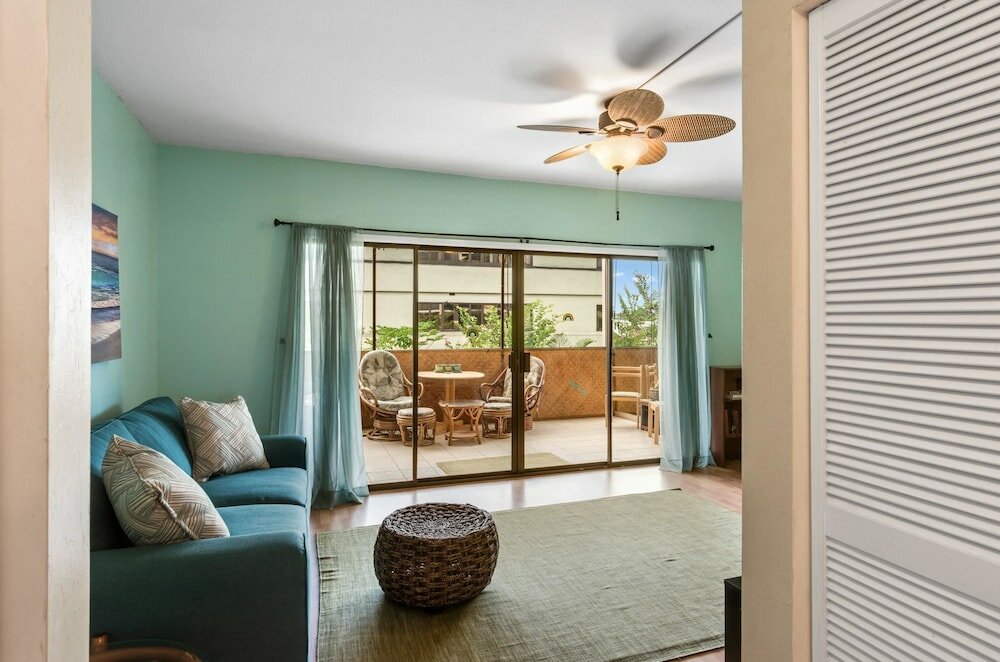 Фото Kona Plaza 220